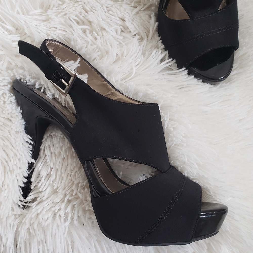 High heels - Picture 2 of 5